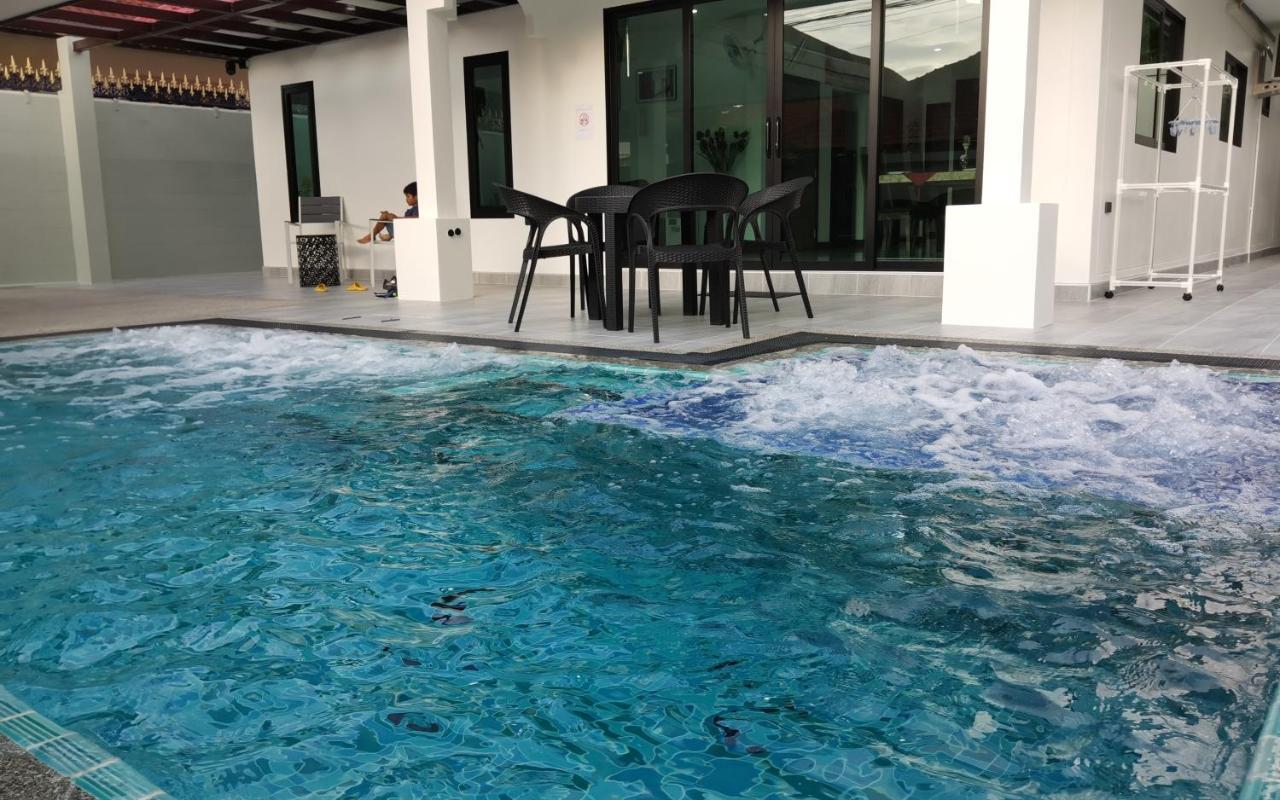 חוף ג'ומטיין Private Pool Villa With Jacuzzi At Royal Park Village - Walk To The Beach - 6 People - Max 3 Males (Adults Only) מראה חיצוני תמונה
