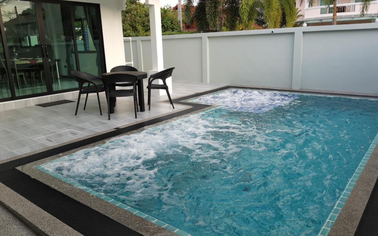 חוף ג'ומטיין Private Pool Villa With Jacuzzi At Royal Park Village - Walk To The Beach - 6 People - Max 3 Males (Adults Only) מראה חיצוני תמונה