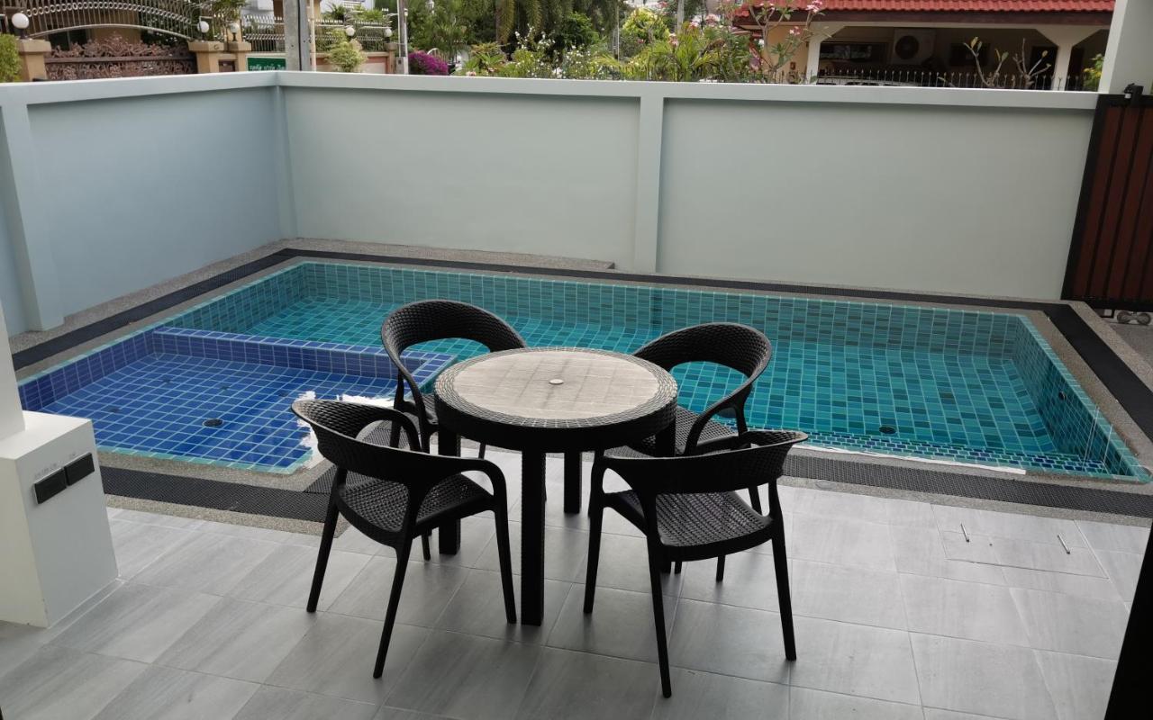 חוף ג'ומטיין Private Pool Villa With Jacuzzi At Royal Park Village - Walk To The Beach - 6 People - Max 3 Males (Adults Only) מראה חיצוני תמונה